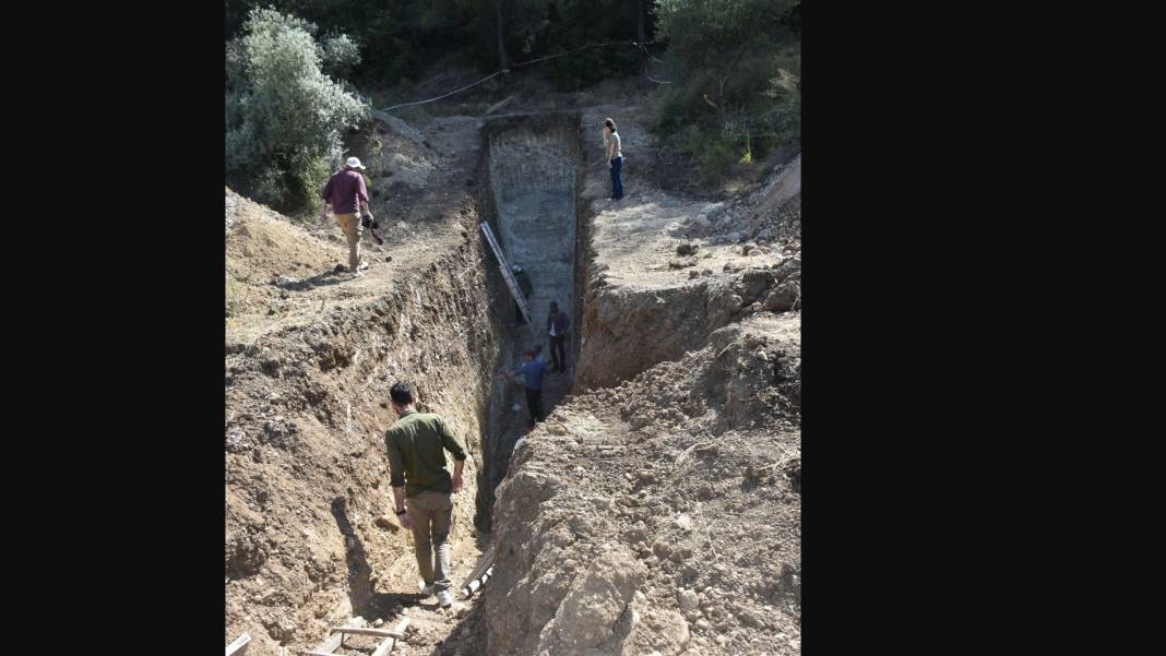 İzmir için korkutan uyarı: Fay 24 kilometre uzunluğunda, 6.7'ye varan deprem üretebilir 4